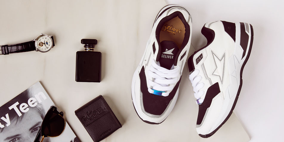 SNEAKERS 제품이미지